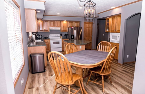 Roscommon House | All Seasons getaway 2 mi from ORV/Snowmobile trails w/game room in Roscommon