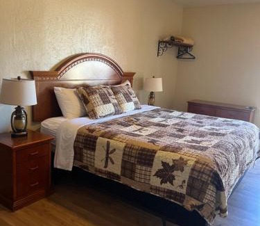 Tombstone Hotel | Allen Street Inn