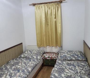 Tiszaujvaros Apartment | Almás vendégház