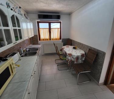 Tiszaujvaros Apartment | Almás vendégház