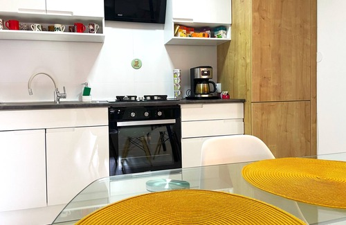 Sinaia Condo | Alma Apartment