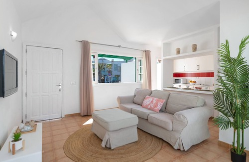 Matagorda House | 'Alma Ocean View' with Sea View, Shared Pool and Wi-Fi