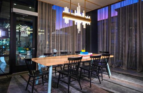 Atlanta Hotel | Aloft Atlanta at The Battery Atlanta