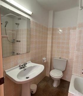 Tona Hotel | Aloha Espai Residencial