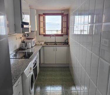 Port Saplaya Apartment | alojamiento entero primera línea port saplaya