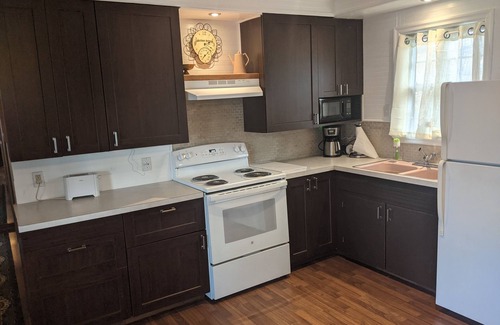 Eucha Cottage | ALOT OF GREAT DATES AVAILABLE LAKEFRONT NEVER A CLEANING FEE