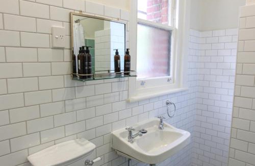 Warburton Hotel | Alpine Hotel, Eat Drink Sleep