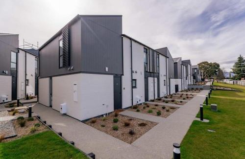 Albert Town Apartment | Alps and Lake Retreat Wanaka