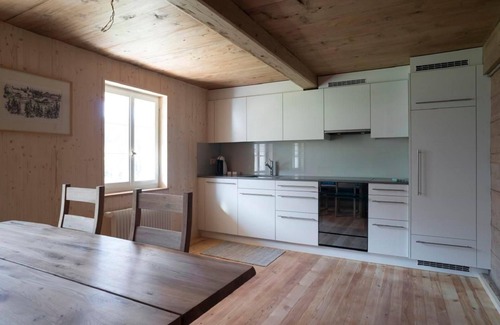 Heiligkreuz House | Altes Pächterhaus First