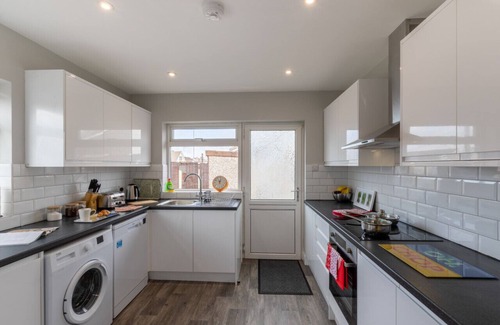 Morecambe House | Altham Place-Free Parking Space