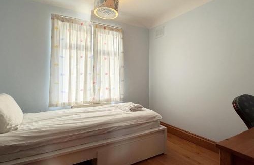 Brunswick Park Apartment | Althea's Place in Southgate