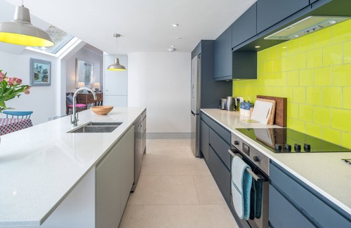 Addison House | ALTIDO Modern 3-bed house w/ garden