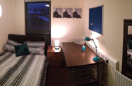 Bradford Hotel | Alton Apartments