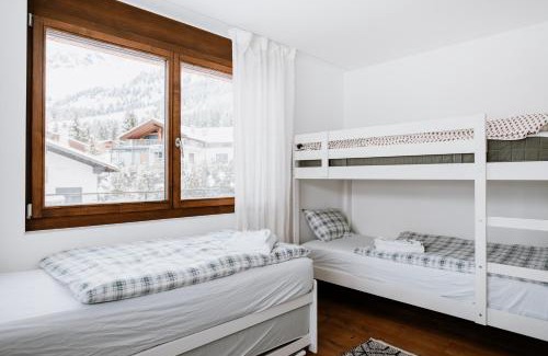 Parpan Apartment | Am Heimberg Skilift - Mullers x Kandahar Suite