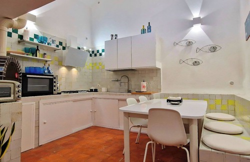 Ravello Villa | Amalfi Coast Villa w/Sea Views & Sauna & Jacuzzi plus Parking plus Rooftop
