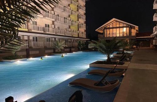 Mactan Export Processing Zone Apartment | AMANI 606B Near Airport, Mall, Free Pool, Gym, Netflix, 200 Mbps Wi-fi