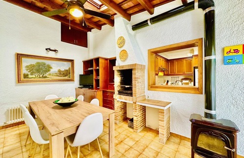 Santa Cristina de Aro Villa | Amata CostaBravaSi - A/C, BBQ, outdoor dining area