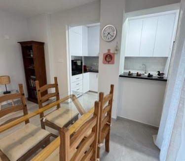 Universal Apartment | AMAZING 2 Bedroom 2 Bathroom APARTMENT