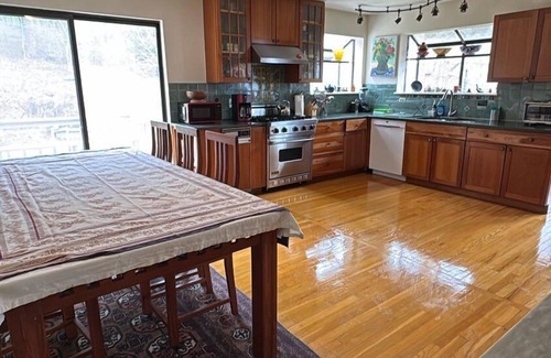 Croton-on-Hudson House | Amazing 3BR/3BA! Croton on Hudson!