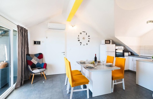 Cove Osibova (Milna) Apartment | Amazing apartment in Milna with WiFi