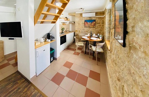 Trilj Apartment | Amazing apartment in Trilj with WiFi