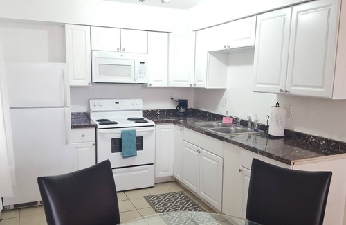 Las Vegas Apartment | Amazing apartment in a simple location near strip!