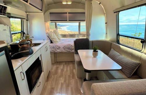 Half Moon Bay House | Amazing Coastal Airstream - "Dream" - Half Moon Bay, CA