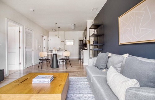 Near Northeast Apartment | Amazing H Street 1BR w/Rooftop Pool & Gym, walk to Metro, by Blueground