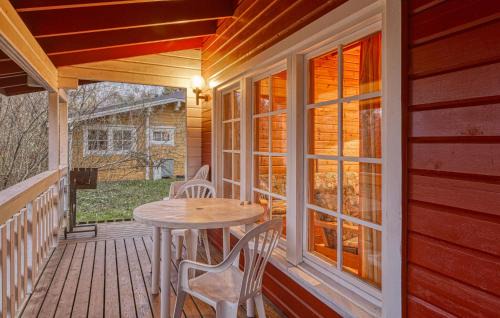 Fehrenbach House | Amazing Home In Masserberg With Wifi