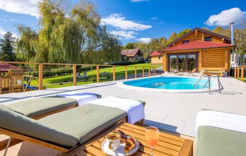 Petrinja House | Amazing Home In Petrinja With Wi-Fi