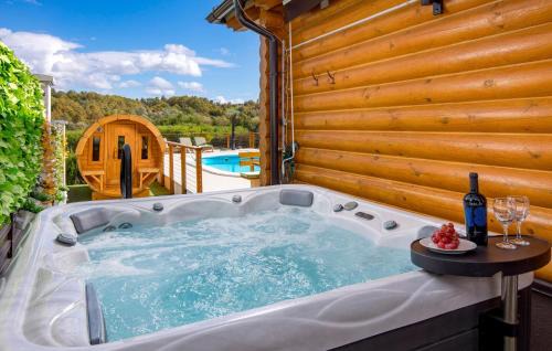 Petrinja House | Amazing Home In Petrinja With Wi-Fi