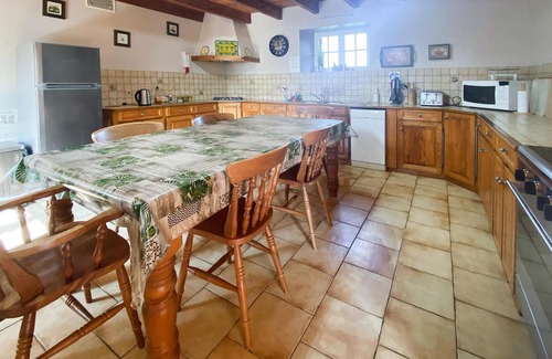 Le Ru House | Amazing home in Pleudaniel