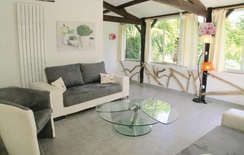 Rioux House | Amazing Home In Rioux