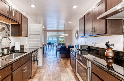 Oceanside House | Amazing ocean-view escape with seven bedrooms, scenic patios, & modern interior