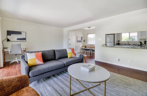 University South Apartment | Amazing Palo Alto 2BR w/W/D & Garden, near FB & Google, by Blueground