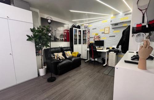 Southwark Apartment | Amazing Studio Flat with Private Garden