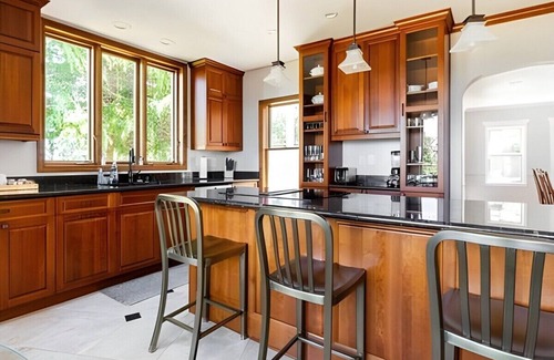 Tacoma House | Amazing Tudor-style House w/Outdoor Dining & Great Views!