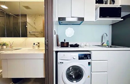 Chang Khlan Apartment | Amazing view from Infinity-Edged Pool