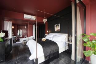 Khlong San Hotel | Amdaeng Bangkok Riverside Hotel