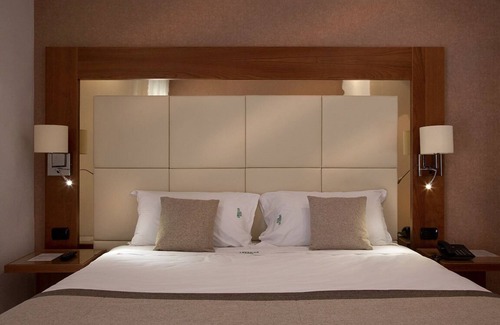 Pozzuoli Hotel | American Hotel