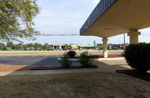 Wilson Apartment | Americas Best Value Inn Wilson - UNIT 26 2 BED FIRST FLOOR