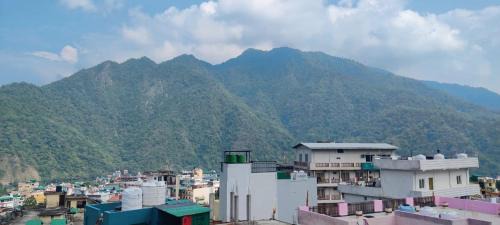 Tapovan House | Amigos homestay 5