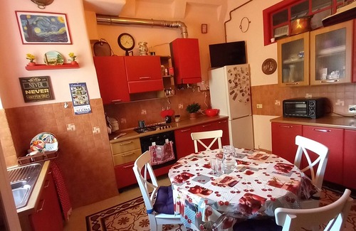 Citta Nuova-Barriera Nuova-San Vito-Citta Vecchia Apartment | Among the charming historic buildings, the public garden, quiet apartment
