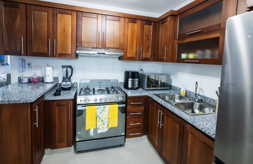 Llanos de Gurabo I Apartment | Amplio y Hermoso Apartamento