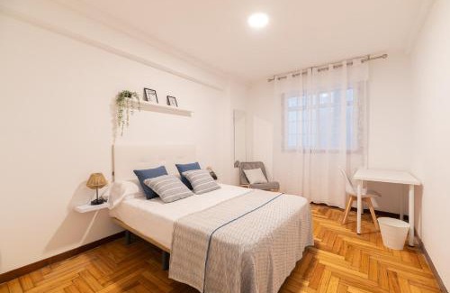 O Perpetuo Socorro Apartment | Amplia Vivienda con Garaje