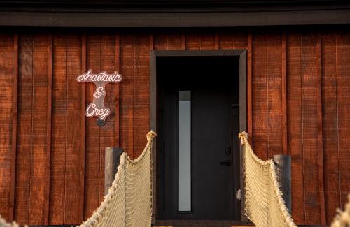 Sevierville House | Anastasia And Grey Treehouse