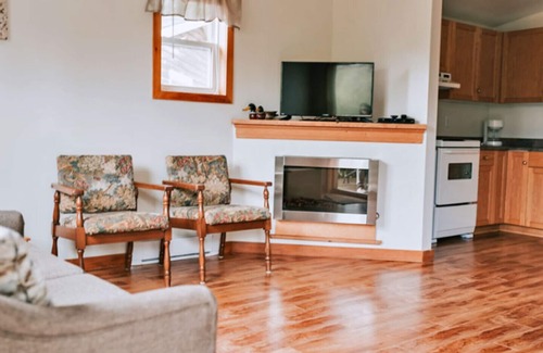 Hubbards Cottage | Anchorage House & Cottages - Hubbards Cove Cottage