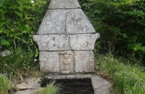 Begard House | ancien moulin à eau entièrement rénové