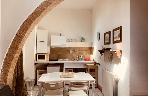 Vescovado Apartment | Ancient Dwellings apartment the Wisteria