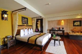Sa Khu Resort | Andaman White Beach Resort - SHA Plus